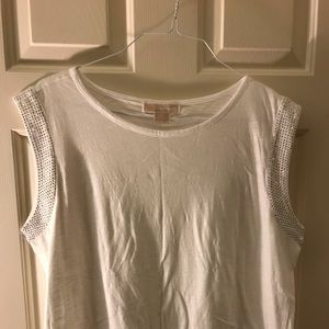 Women’s shirt
